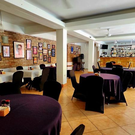 Altamont West Hotel Montego Bay Ngoại thất bức ảnh