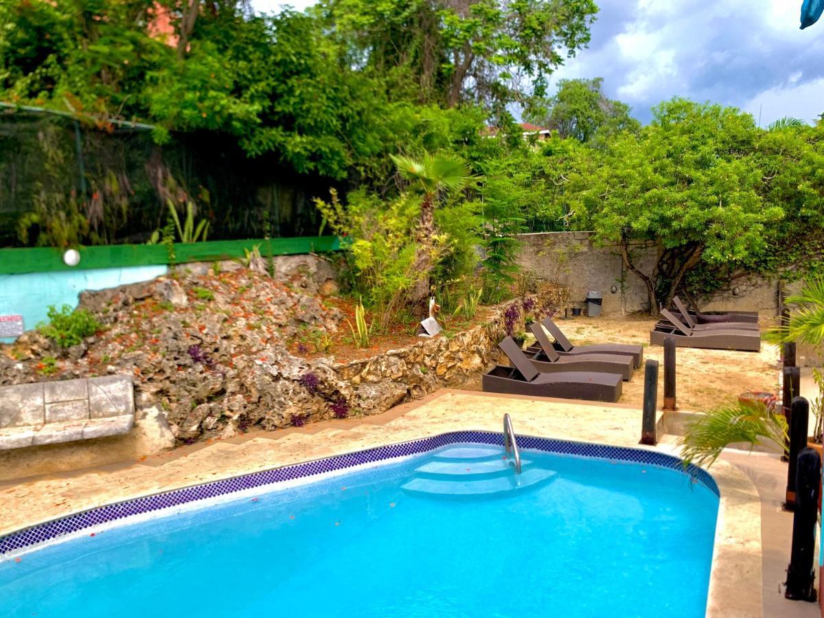 Altamont West Hotel Montego Bay Ngoại thất bức ảnh