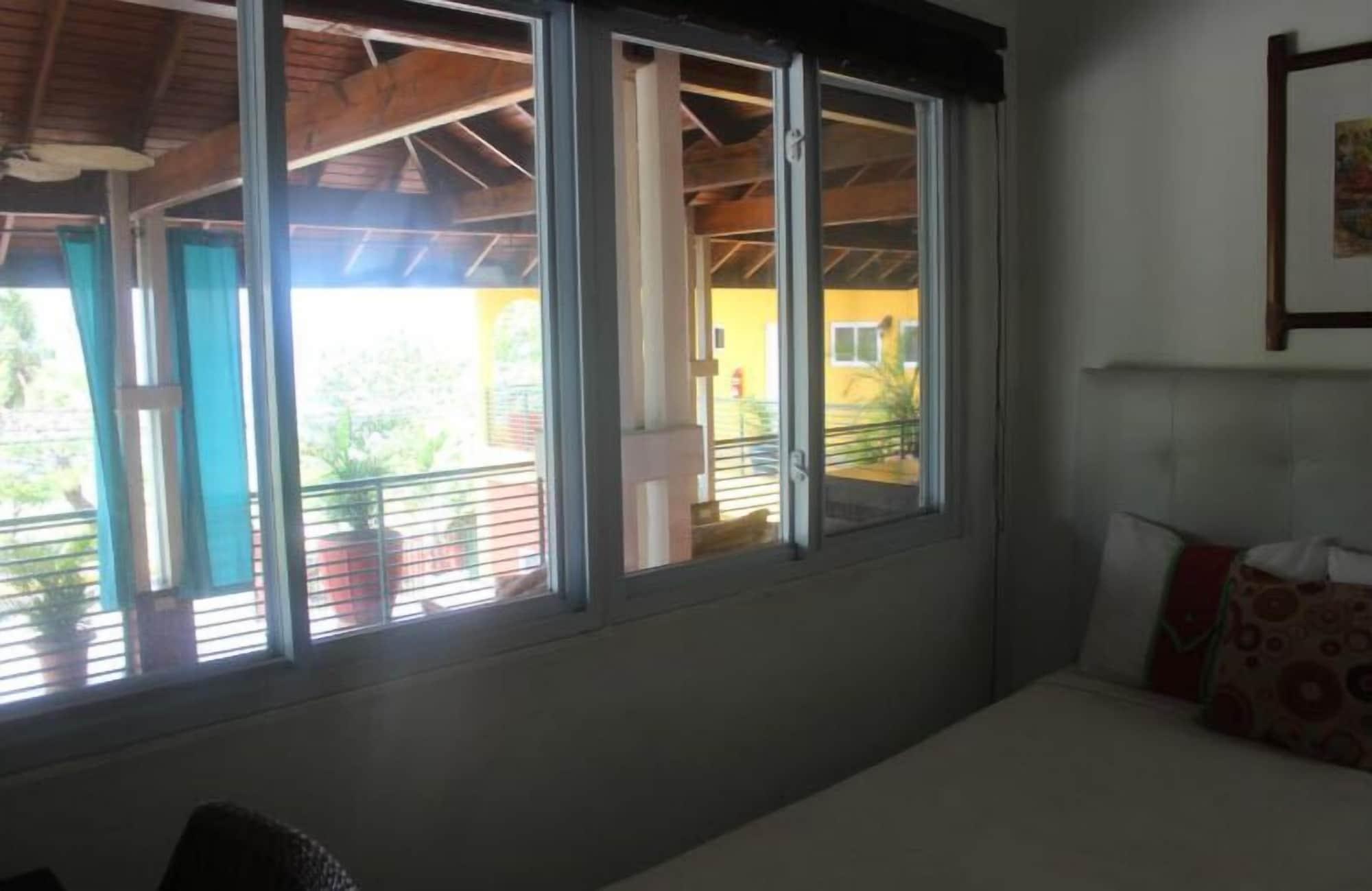 Altamont West Hotel Montego Bay Ngoại thất bức ảnh