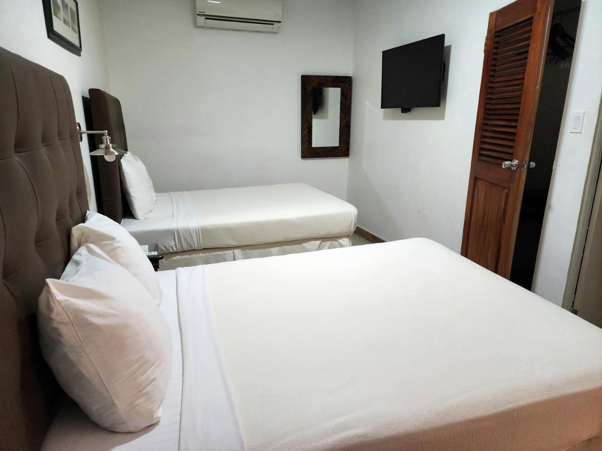 Altamont West Hotel Montego Bay Ngoại thất bức ảnh