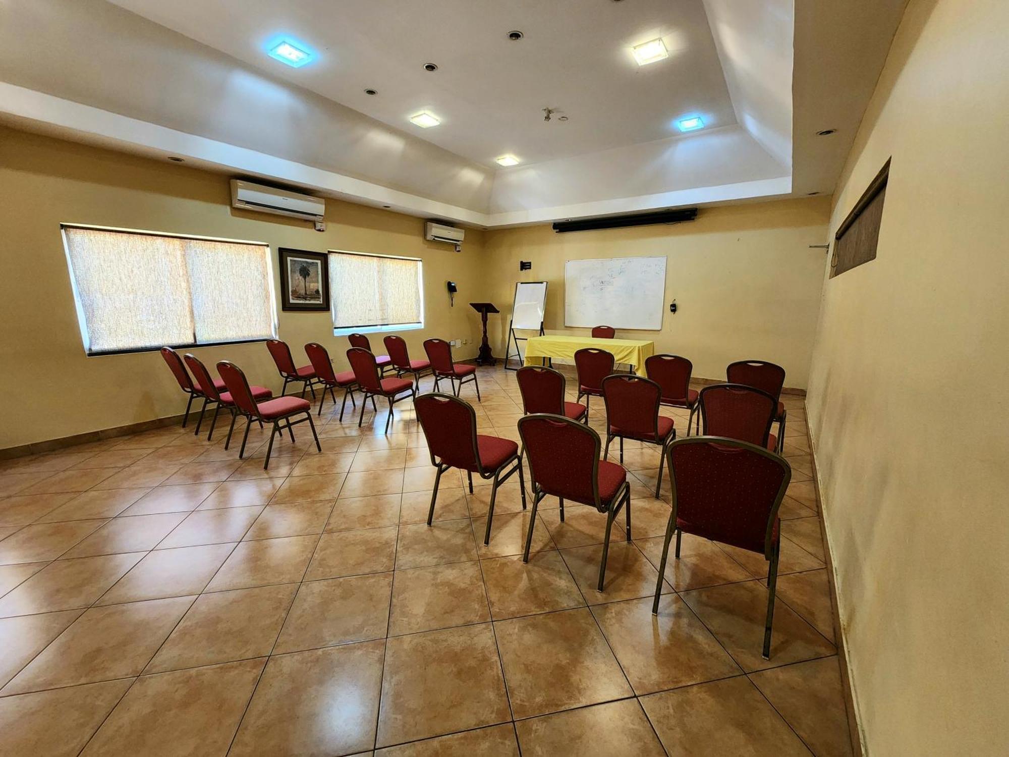 Altamont West Hotel Montego Bay Ngoại thất bức ảnh