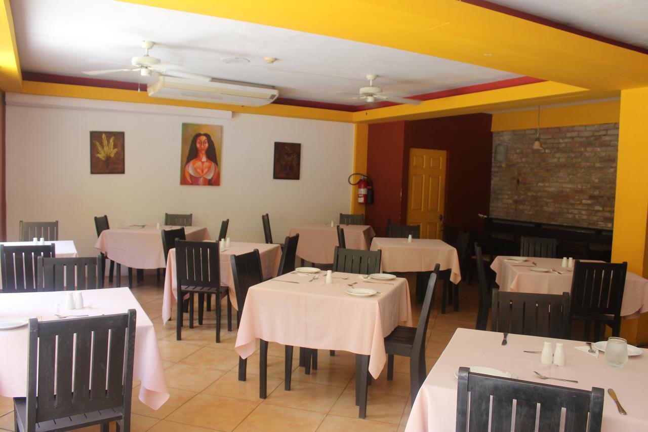 Altamont West Hotel Montego Bay Ngoại thất bức ảnh