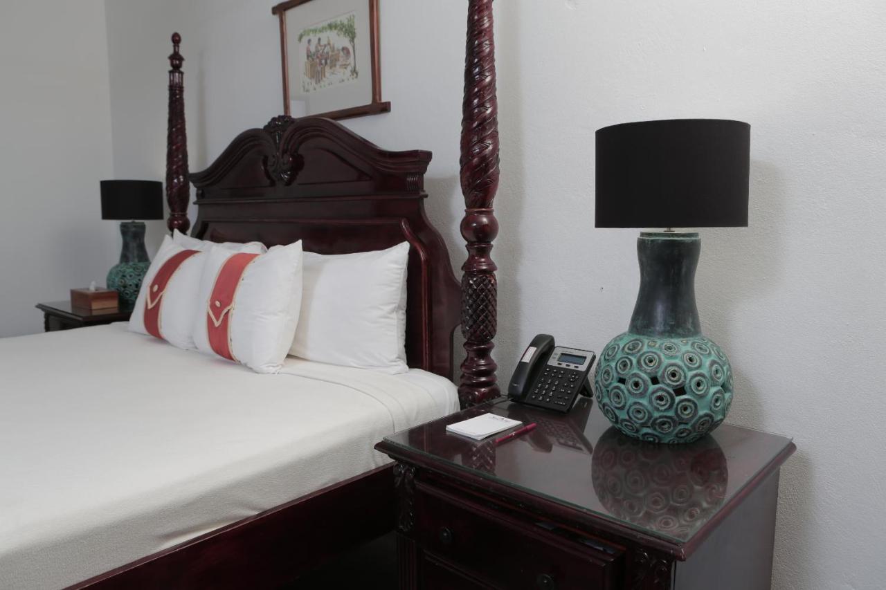 Altamont West Hotel Montego Bay Ngoại thất bức ảnh