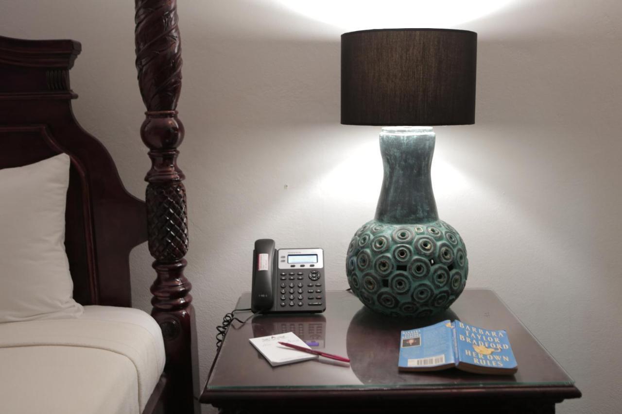 Altamont West Hotel Montego Bay Ngoại thất bức ảnh